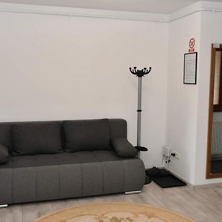 Toporasi Apartament Apartment Craiova Exterior photo